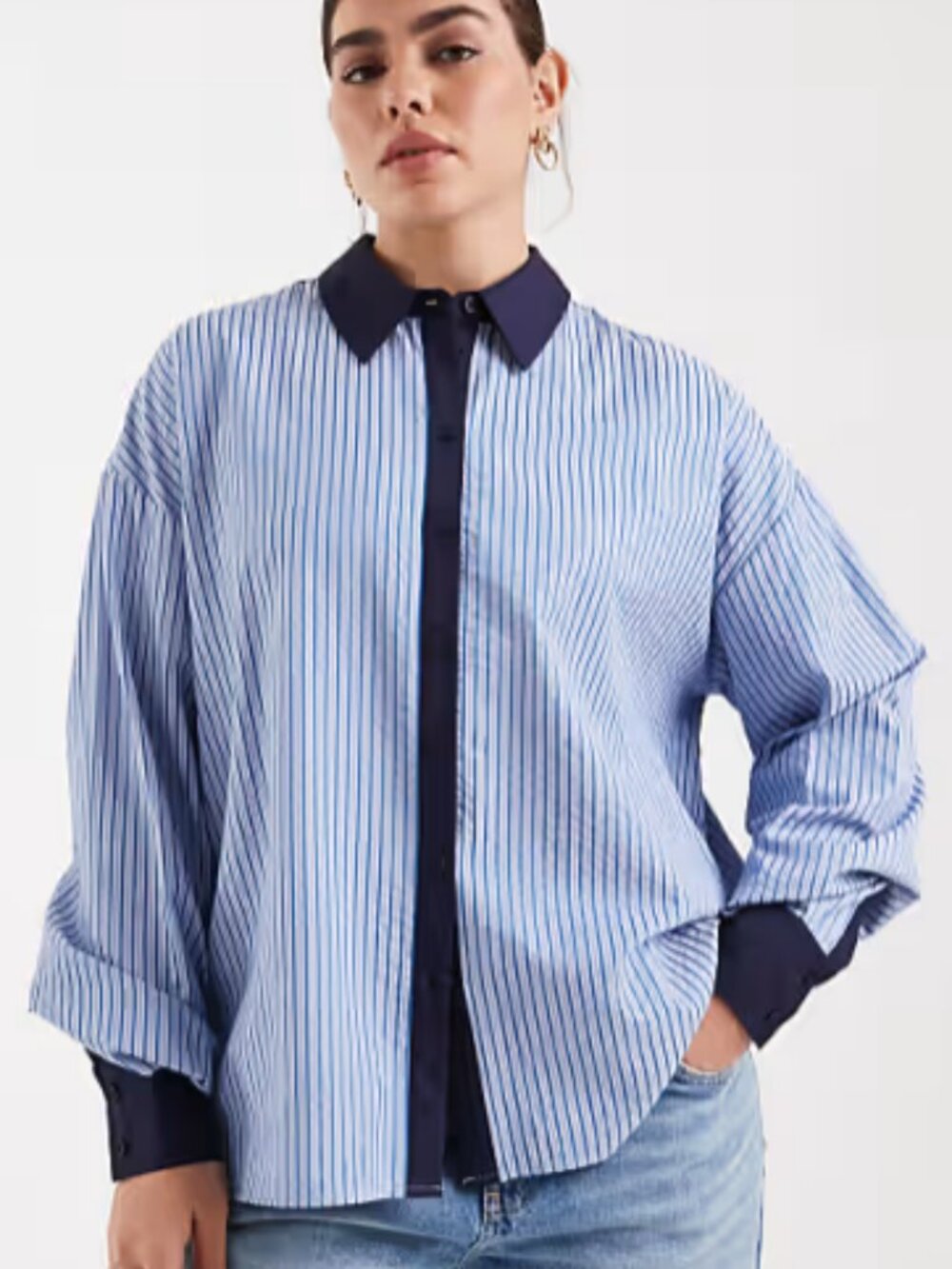 ASOS DESIGN Curve tipped contrast shirt in blue stripe – Worn once